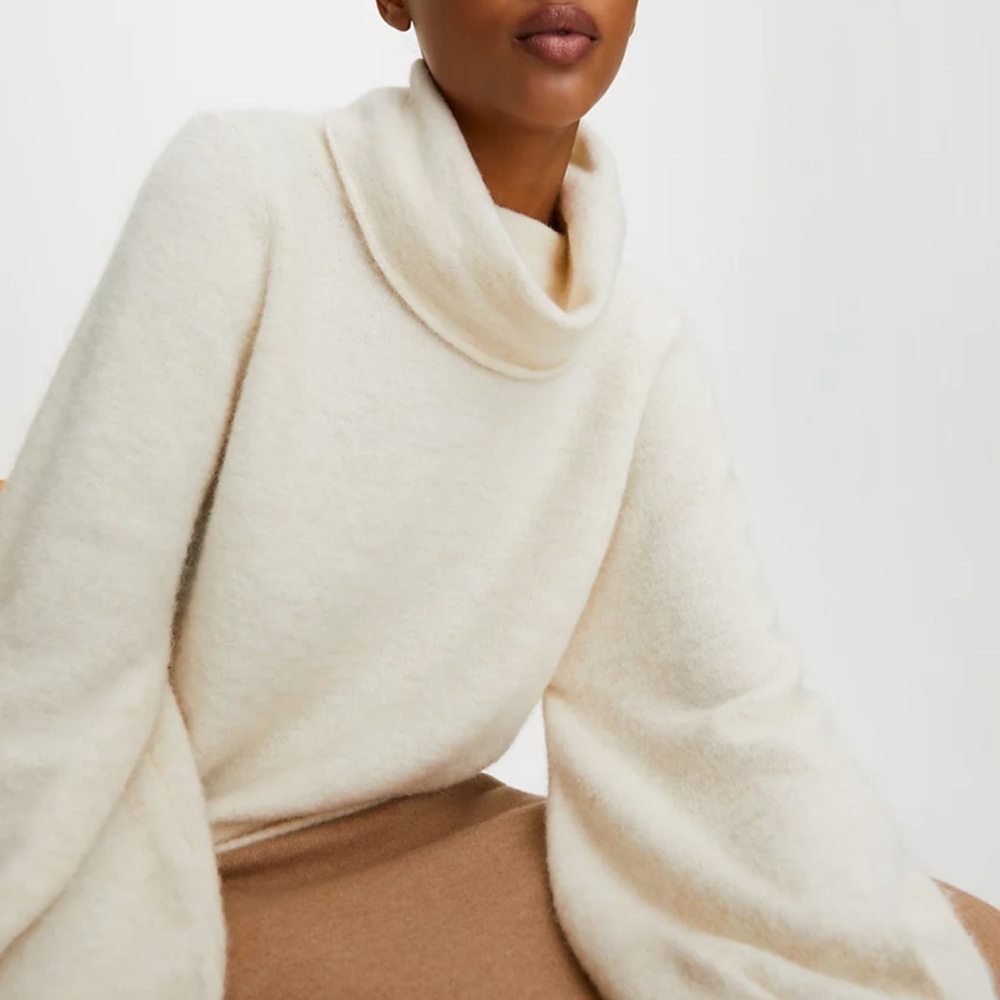 New Aritzia The Group Adichie Wool Sweater in Black - Picture 3 of 7